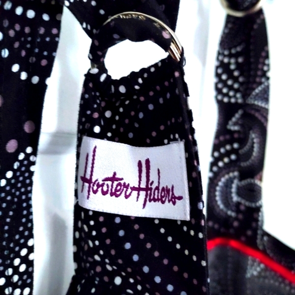 HOOTER HIDERS Maternity Nursing Cover For Nursing Moms On The Go! - Picture 3 of 8